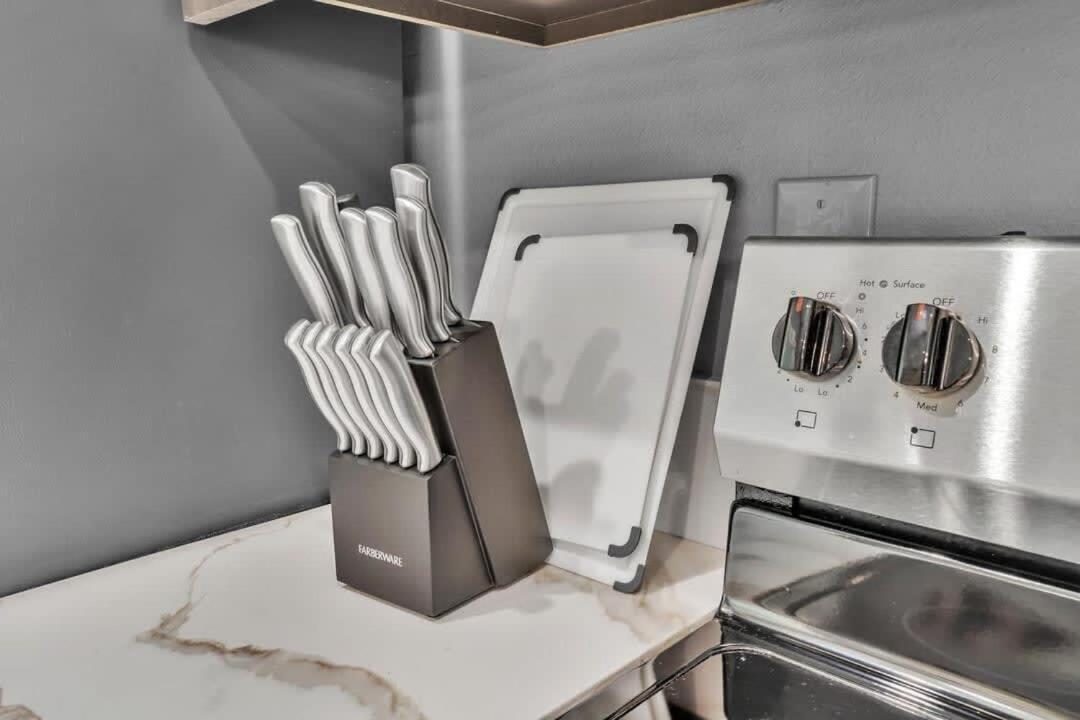 Professionals-Restaurants-Fastwifi-A C-Desk- Pets Apartment San Diego Bagian luar foto