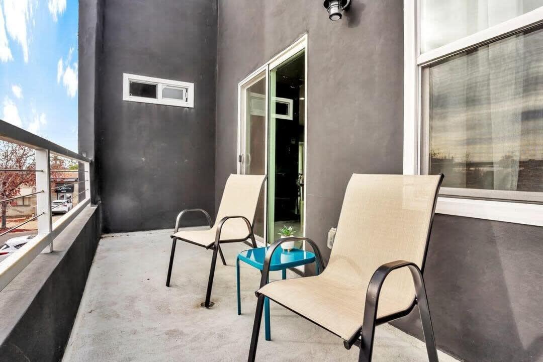 Professionals-Restaurants-Fastwifi-A C-Desk- Pets Apartment San Diego Bagian luar foto